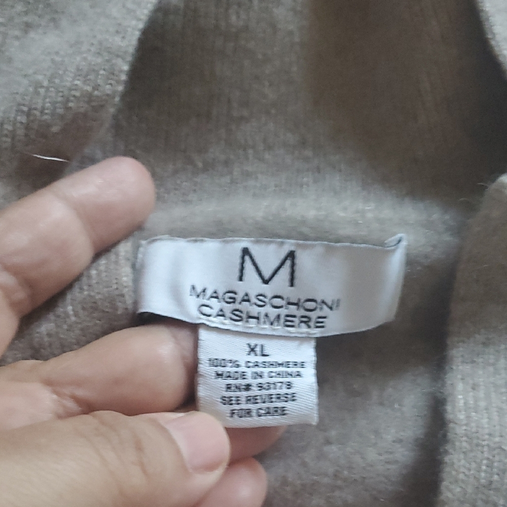 Magaschoni‎ Cashmere Sweater - Light Beige